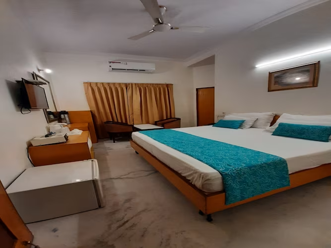 Madhuvan Hotel   Best hotel in Dausa | Luxury Double 